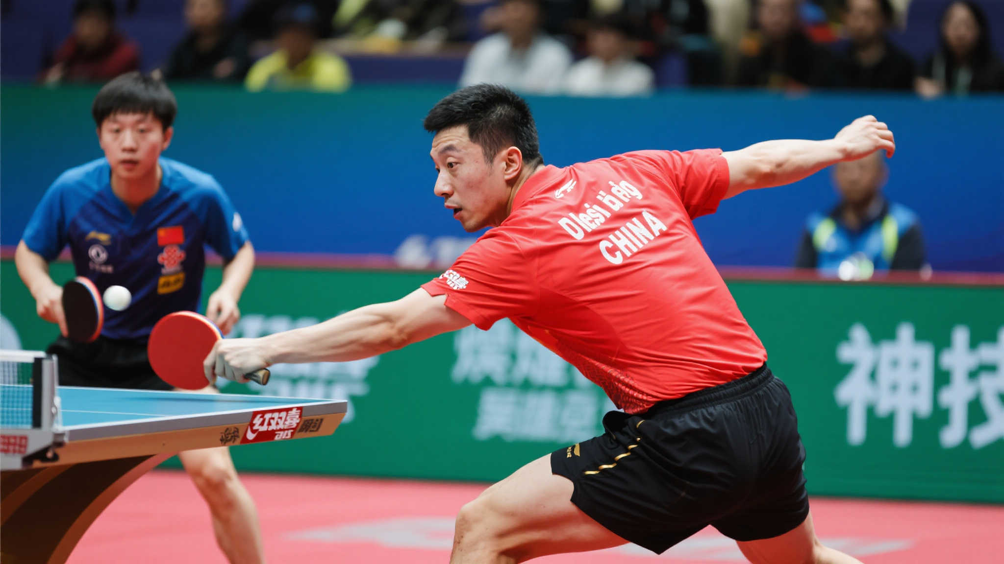 联赛中争夺 联赛中争夺