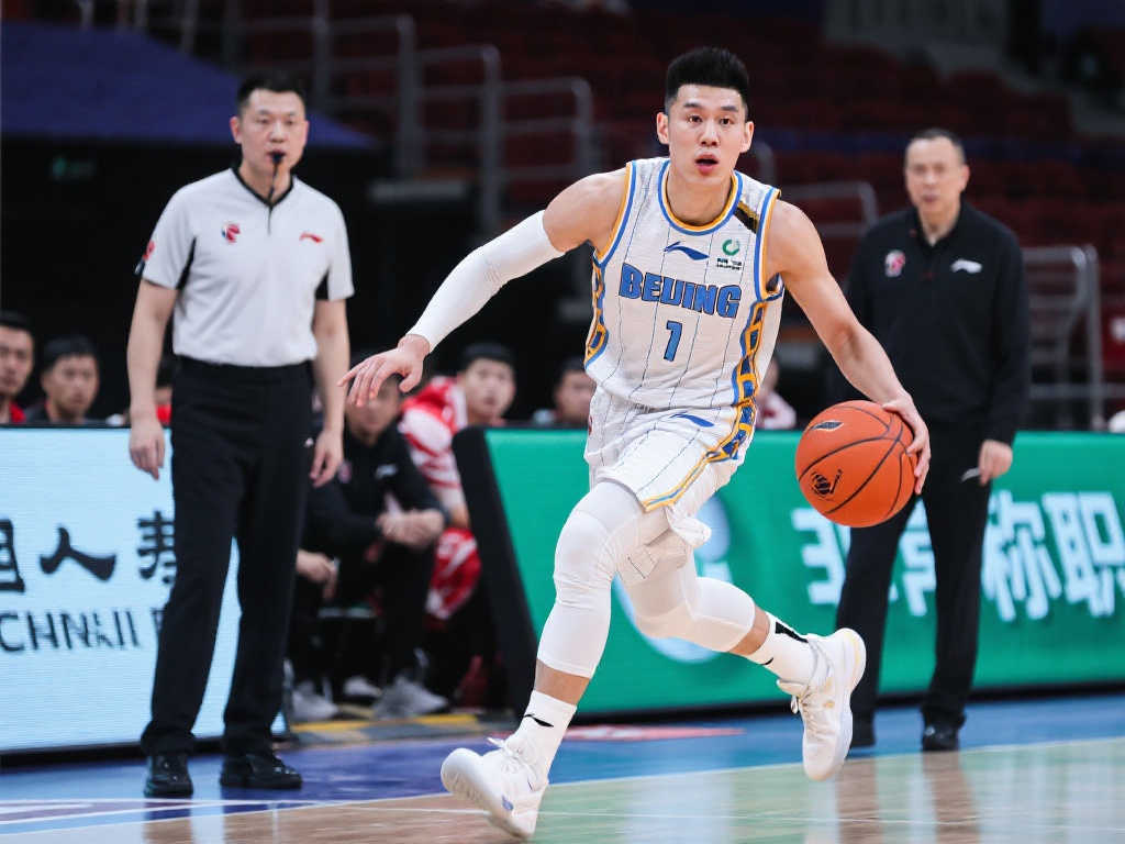 希勒是一個 希勒是一個